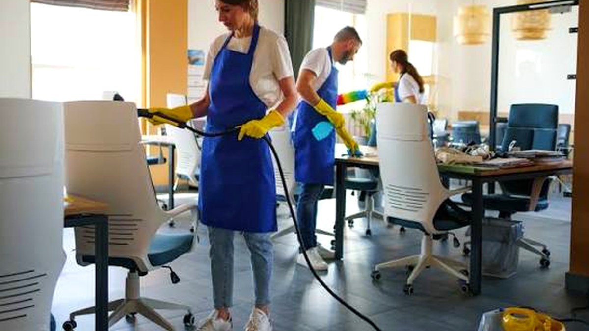 Guide to commercial cleaning prices for Raleigh businesses